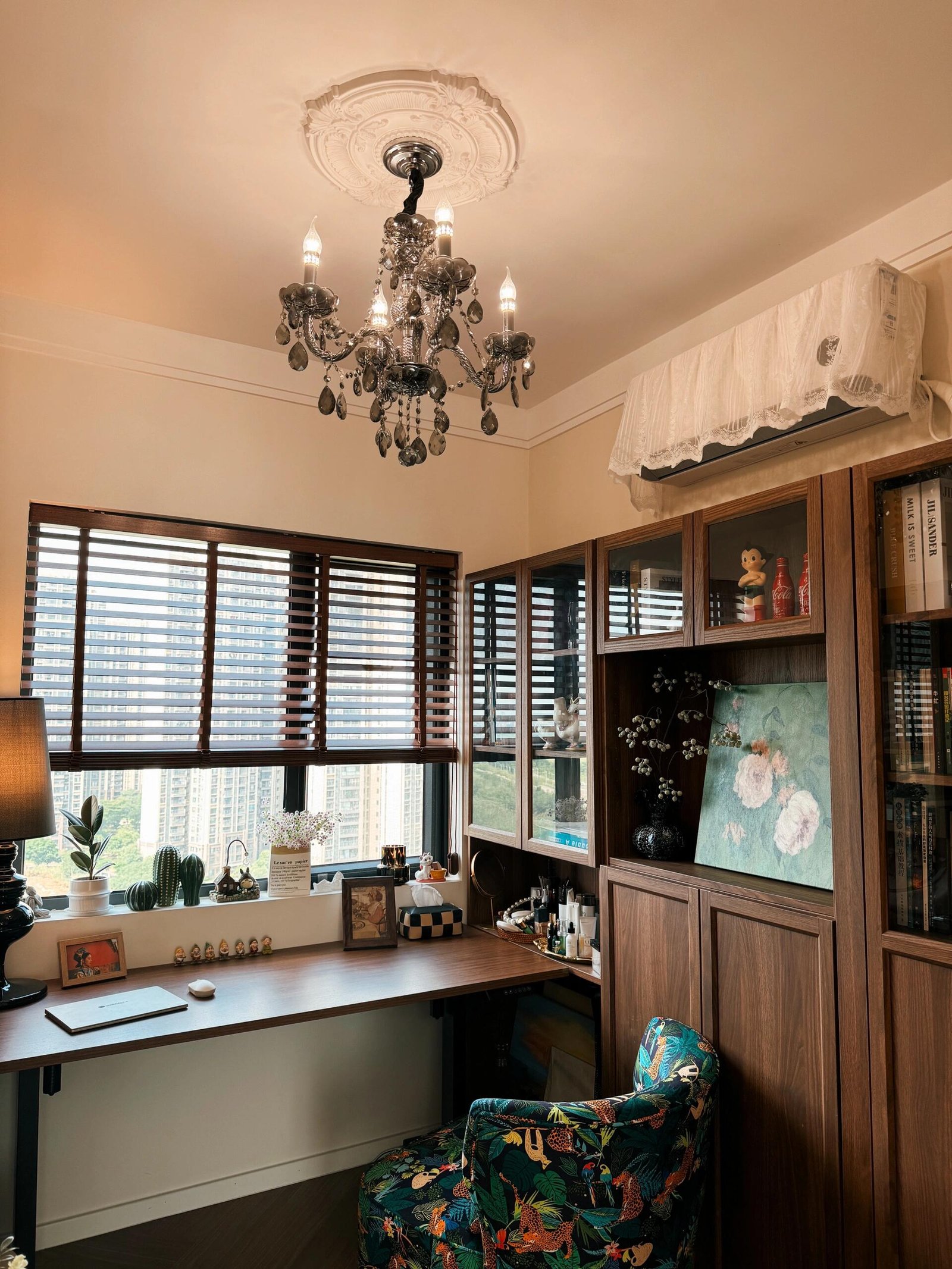 desk